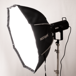 3STARS STUDIO｜撮影機材：LEDビデオライト（NEEWER CB200B 210W）