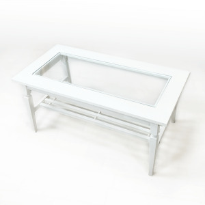 3STARS STUDIO｜撮影設備：ガラステーブル・ホワイト・木製フレーム